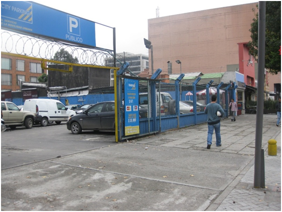 Parqueadero car wash Normandia